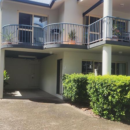 La Villa At Beach Court Airlie Beach Eksteriør billede