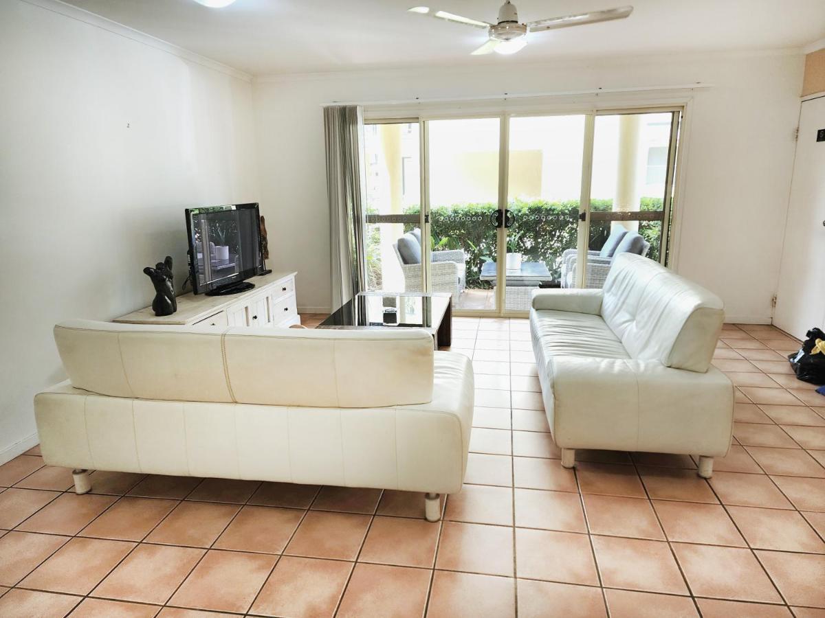 La Villa At Beach Court Airlie Beach Eksteriør billede